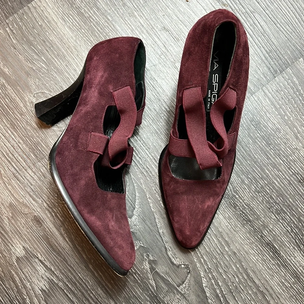 Via Spiga Suede Heel - Picture 2 of 11